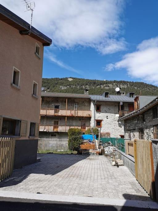 Gite 14 Pers Lesoursfanfarons Spacieux Chaleureux Bramans Екстериор снимка